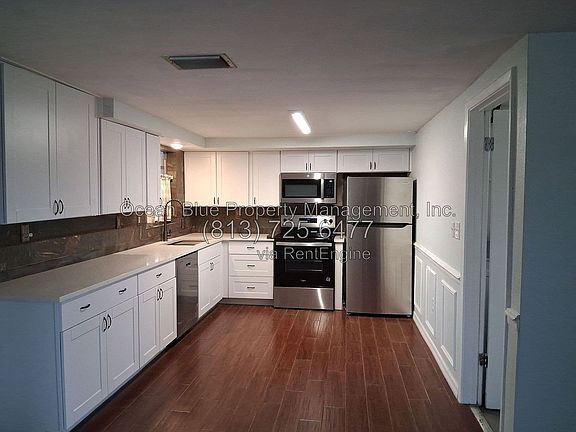 5th image of 9330 Ledgestone Ln