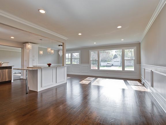 5th image of 978 Everett Ave