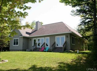 8154 Reindeer Run, Munising, MI 49862
