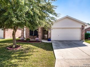 5738 Grandwood Dr, San Antonio, TX 78239