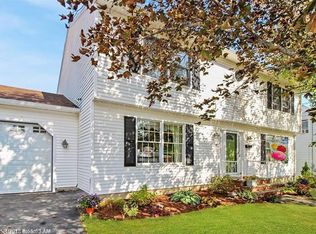 60 Crestmont Rd, Bangor, ME 04401