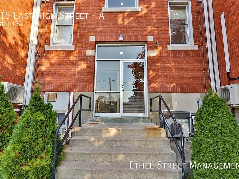 215 E High St #D — Photo 16