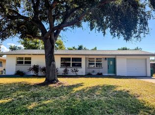 11382 80th Ave N, Seminole, FL 33772