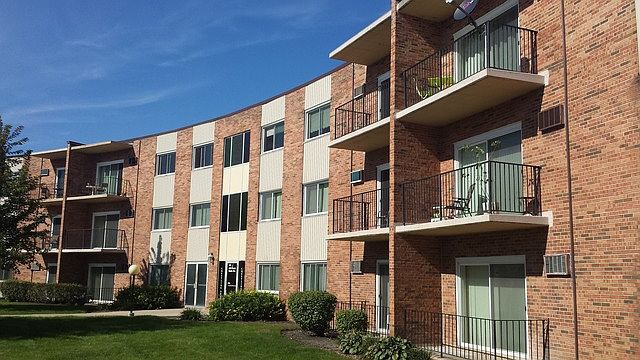1st image of 9725 S Keeler Ave APT 207