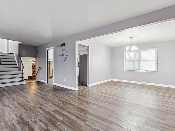 5th image of 5208 Roberta Ln