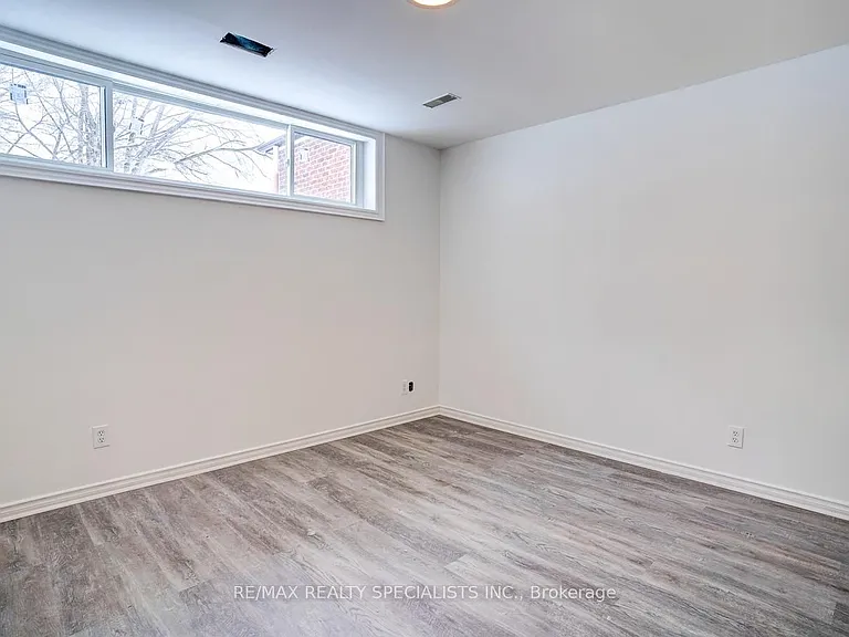 4 Garrow Ave #1 — Photo 14