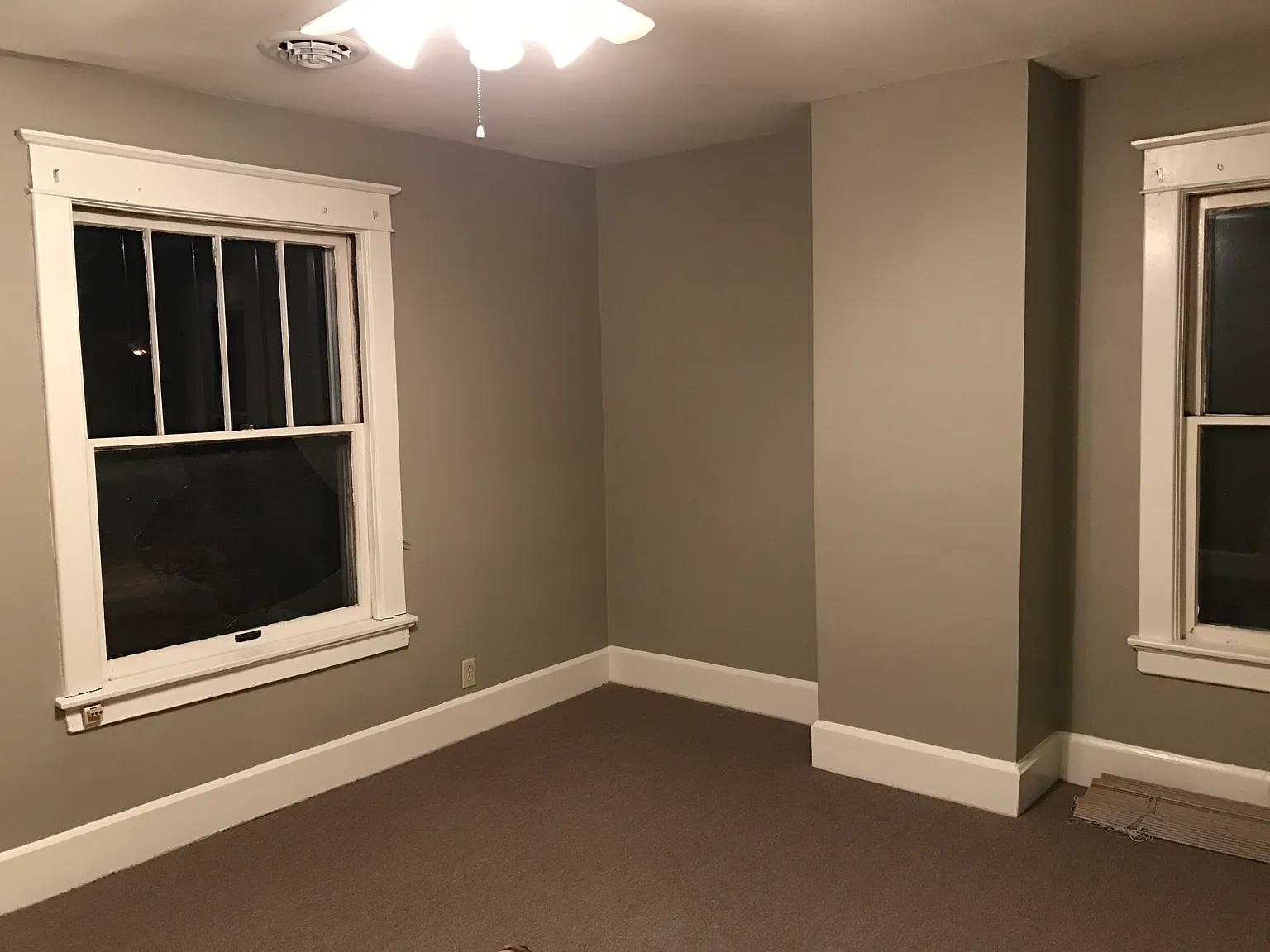 1 bed, 1050 sqft, $1,150 — Photo 2