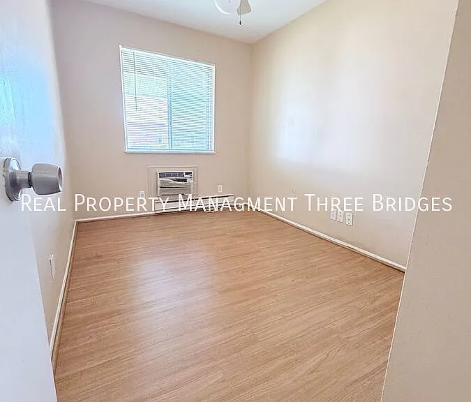 7431G Hazelcrest Dr — Photo 4