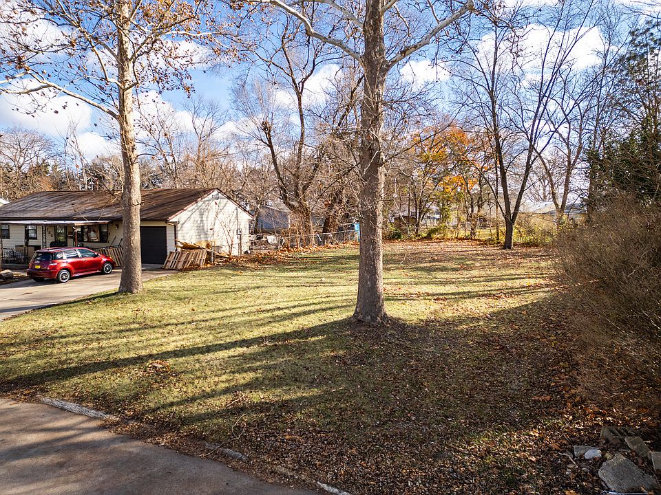 2nd image of 1564 Eater Dr