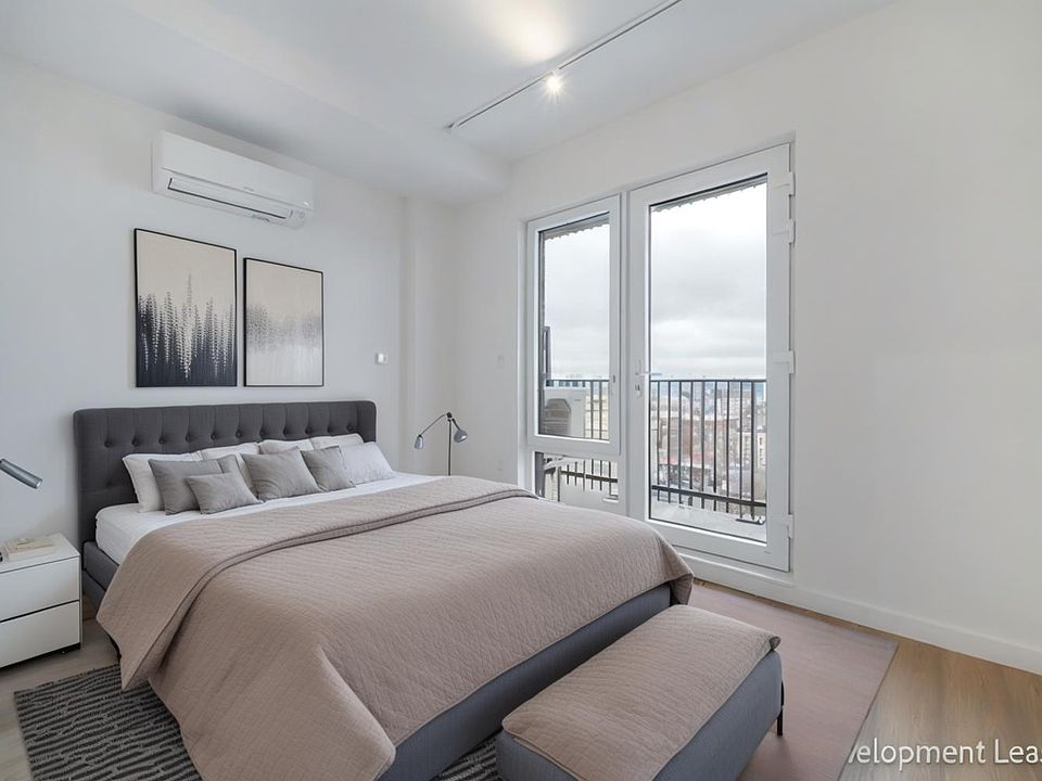 1st image of 931 Carroll St #332