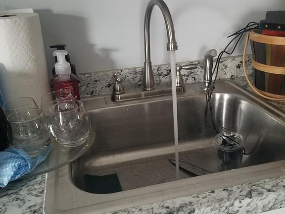 3rd image of 28 Baldwin Ave #2L