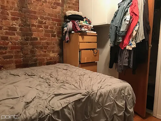 Rented by Point NYC | media 34