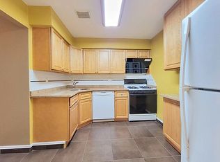 42-13 163rd St #1, Flushing, NY 11358