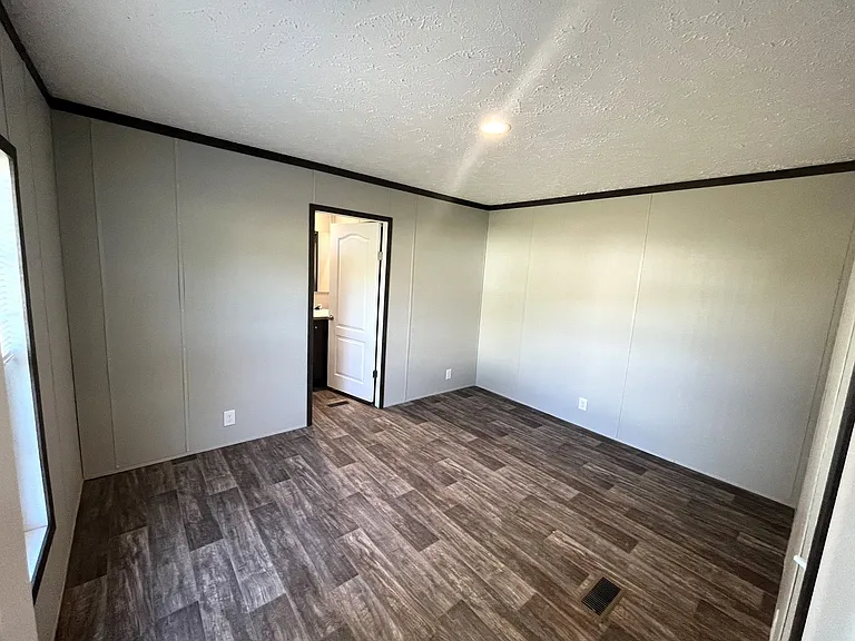 515 Tom Mann Rd — Photo 49