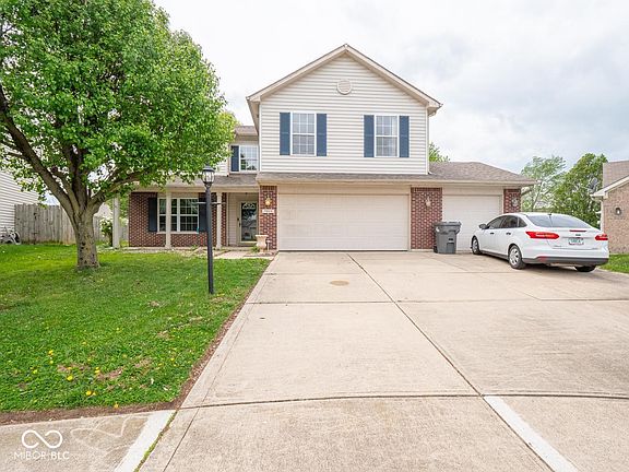 3rd image of 7611 Penguin Cir