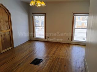 1086 N Cedar St APT 2, Galesburg, IL 61401