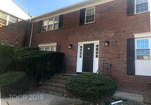 1st image of 50 Bon Aire Cir