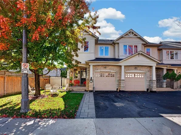10 Maplerun St, Caledon, ON L7C 3P9