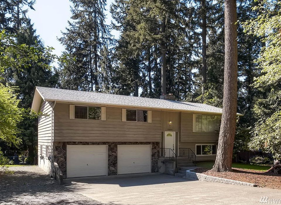 1st image of 15502 99th Ave E