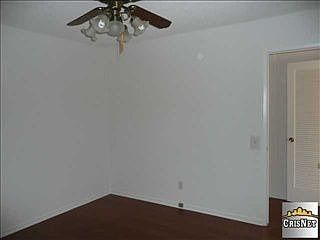 3rd image of 7936 Faust Ave