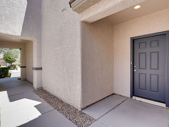 5th image of 2717 Rimbaud St