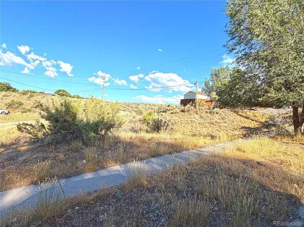 Darius Avenue, Rangely, CO 81648