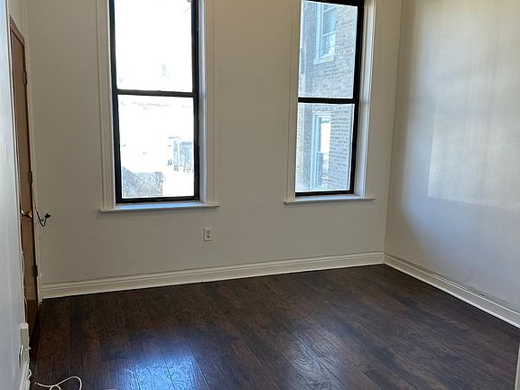5th image of 2706 S Saint Louis Ave #1R