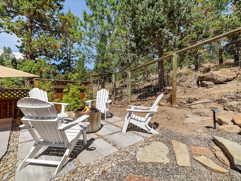 2106 NW Black Pines Pl — Photo 19