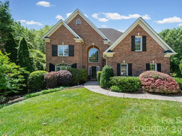 6746 Wynfaire Ln, Charlotte, NC 28210