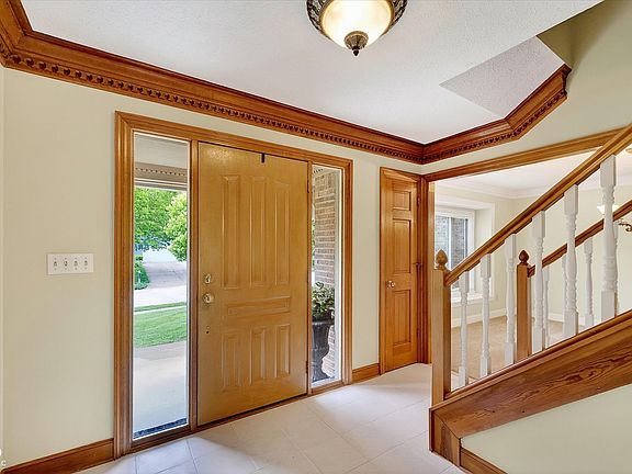 2nd image of 774 Arrowwood Dr