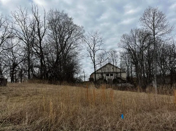 78 Elmo Dr, Crossville, TN 38555