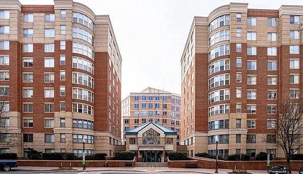 1st image of 3830 9th St N APT 502W
