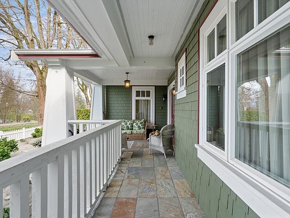 5th image of 3574 East Blvd