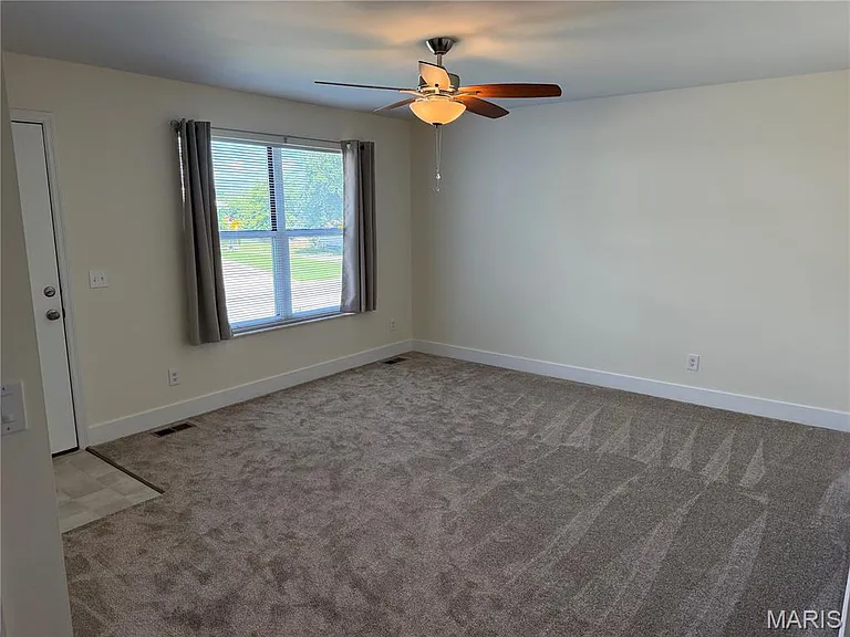 962 Windstream Dr — Photo 5