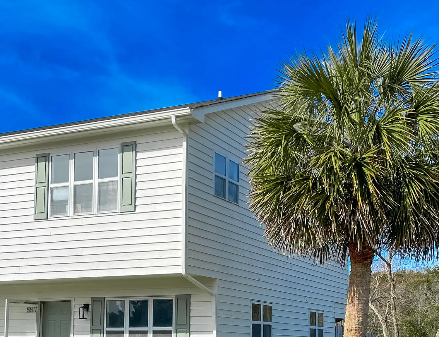 3 bed, 2.5 bath, $2,100 — Photo 1