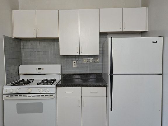 5th image of 1961 W Foster Ave #G