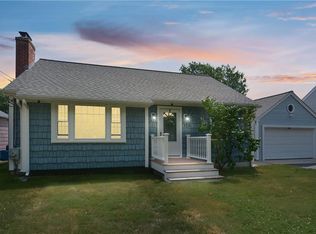 150 Becker Ave E, Riverside, RI 02915