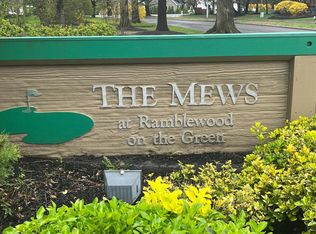 707 Cypress Point Cir, Mount Laurel, NJ 08054