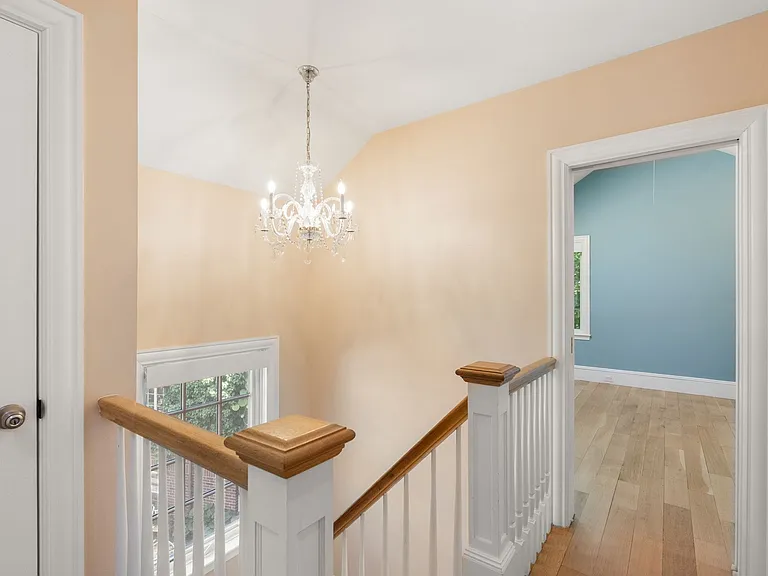 4 Gracewood Park — Photo 16