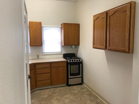 4th image of 2917 W Northwest Blvd