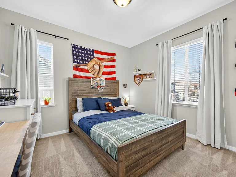 450 Syracuse Ln — Photo 15