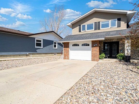2nd image of 88 S Cypress Way SE