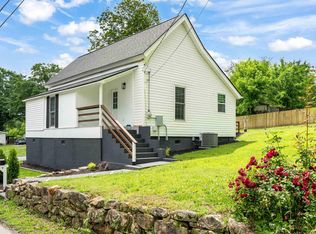 11 Adger St, Pelzer, SC 29669