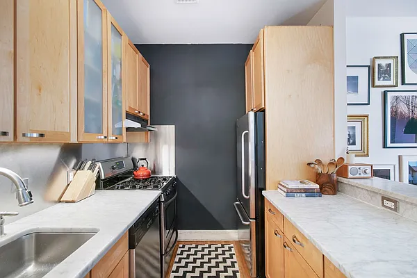 Sold by Compass | media 3
