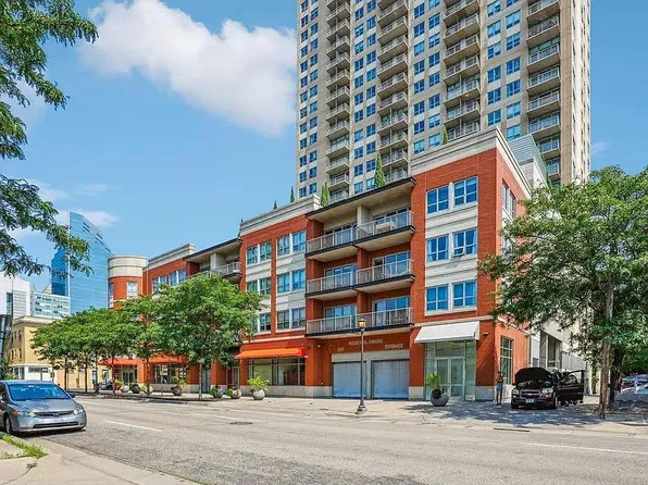 929 Portland Ave APT 2003, Minneapolis, MN 55404