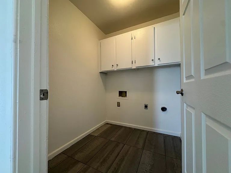 1800 S 14th Pl — Photo 15