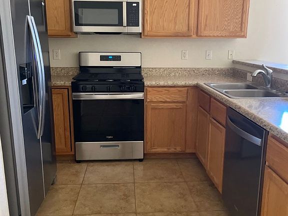 2nd image of 3233 W Via Campana De Cobre