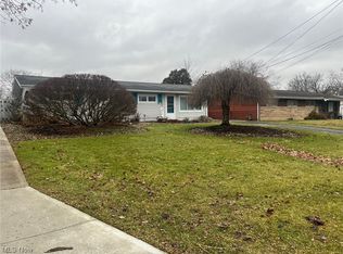 9130 Coventry Dr, Northfield, OH 44067