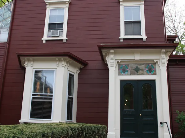 352 Harvard St APT 1A, Cambridge, MA 02138