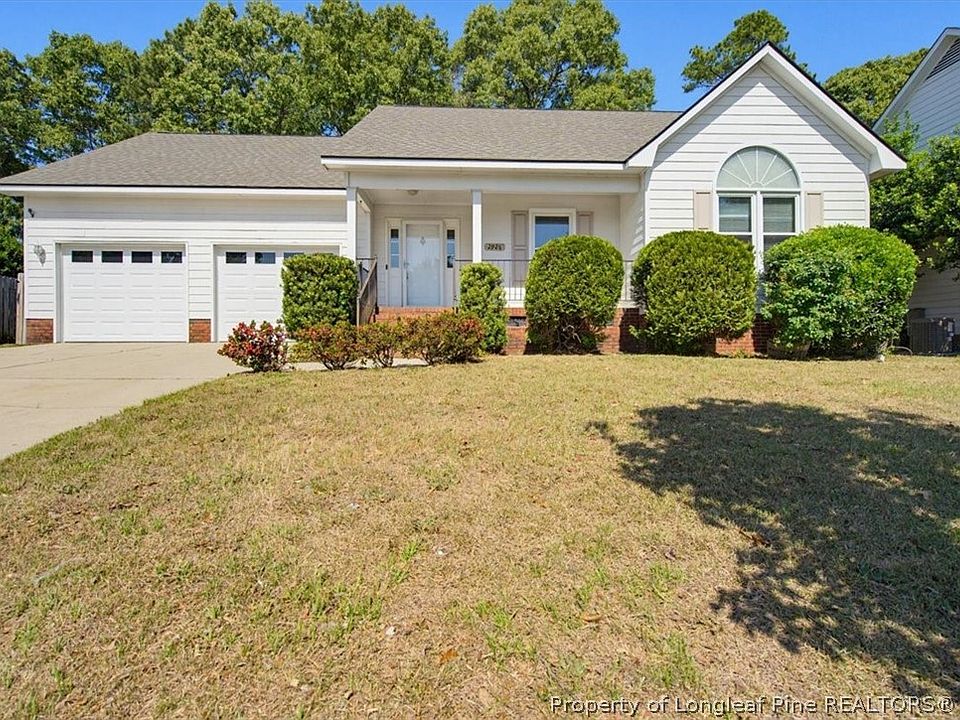 1st image of 2926 Coachway Dr